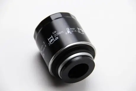 Фильтр масляный двигателя VAG 1.2-1.4 TSI 07- KNECHT OC593/3