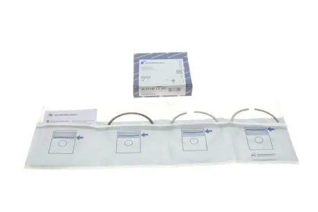 Комплект колец на поршень KOLBENSCHMIDT 800113810000