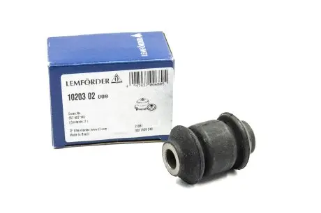 Сайлентблок переднего рычага (передний) LEMFORDER 10203 02