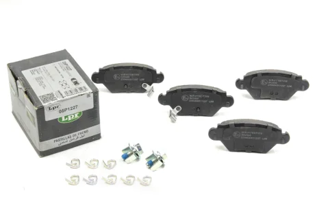 Задние тормозные колодки LPR 05P1227