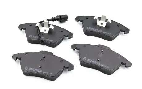 Тормозные колодки передние LPR 05P866