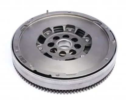 Двухмассовый маховик LuK 415031810