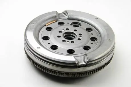 Маховик + комлект зчеплення LuK 417 0027 10