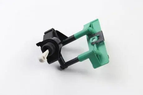 Главный цилиндр сцепления LuK 511017610