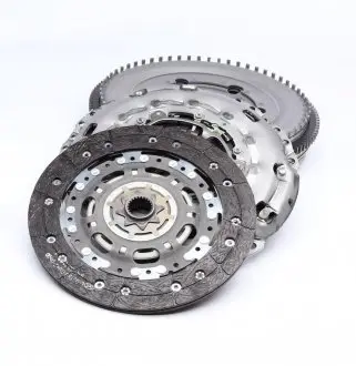 Маховик + комплект сцепления LuK 600 0047 00