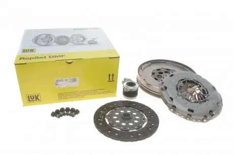 Комплект зчеплення + підшипник LuK 600 0239 00