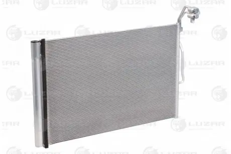 Радіатор кондиціонера touareg ii (10-) с ресивером LUZAR LRAC 1858