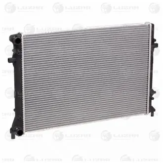 Радиатор охлаждения для а/м VW Passat (05-)/Audi A3 (03-) 3.2i/3.6i (LRc 18182) LUZAR LRc18182