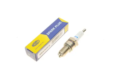 Свеча зажигания AUDI 100, 80, SEAT, SKODA FELICIA, VW GOLF MAGNETI MARELLI 062709000025