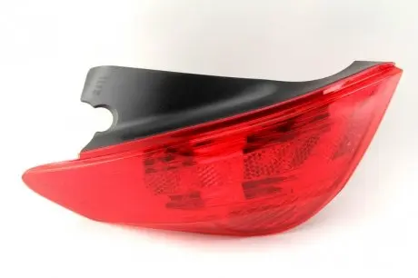 Задний фонарь MAGNETI MARELLI 714025890702