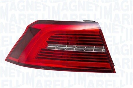 Задній ліхтар правий зовнішній LED VW Passat B8 14- MAGNETI MARELLI LLM541
