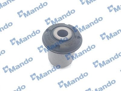 Сайлентблок рычага MANDO DCC010695