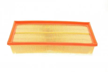 Фильтр воздушный Caddy III/Golf V/Passat B6/Octavia 1.9/2.0TDI (с прослойкой) MANN-FILTER C 35154/1