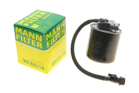 Фильтр топливный MANN-FILTER WK 820/19 (фото 1)