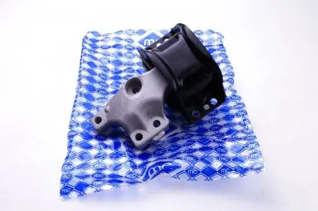 Подушка двигателя с кронштейном перед.Citroen C4/Peugeot 307/308 2.0HDI 08- Пр. Metalcaucho 04763