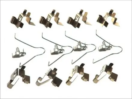 Планка супорта (переднього) прижимна (к-кт) Toyota Camry/Carina IV-V/Corolla 82-00 (Akebono) METZGER 109-1030