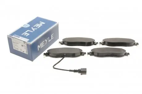 Тормозные колодки передние Audi A3/Skoda Octavia III/VW Passat/Golf 13- (TRW) (з датчиком) MEYLE 025 247 3820