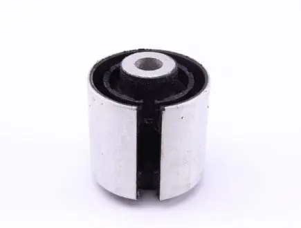 Сайлентблок рычага MEYLE 100 710 0051