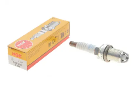 Свеча зажигания (BKR6EK) NGK 2288