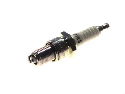 Свеча зажигания Standard (BP7ES) NGK 2412