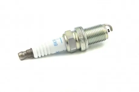 Свеча зажигания NGK 5553