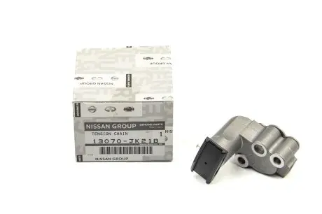 Натяжитель цепи распредвалов ГРМ 3.0 (VQ30DE), 3.5 (VQ35DE) NISSAN 13070JK21B