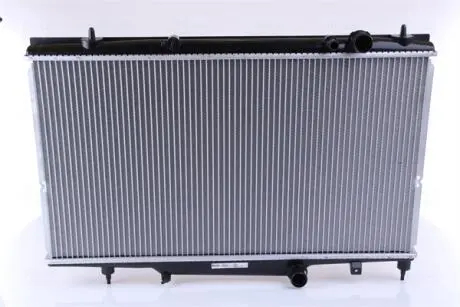 Радиатор охлаждения двигателя NISSENS 61297