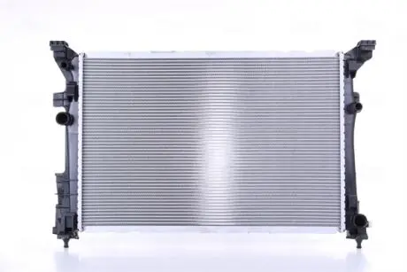 Радиатор охлаждения NISSENS 627063