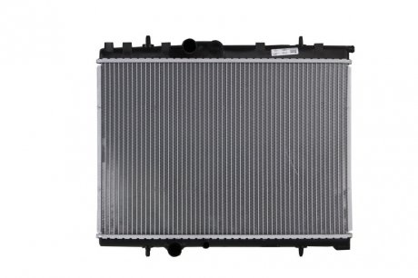 Радиатор системы охлаждения NISSENS 63744A