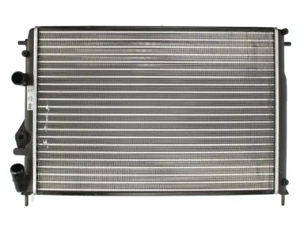Радиатор системы охлаждения NISSENS 63877