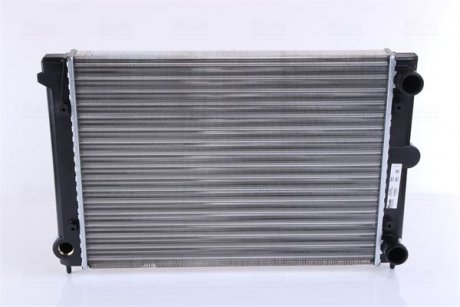 Радиатор системы охлаждения NISSENS 651651
