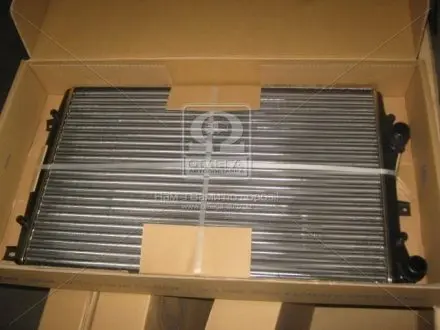 Радиатор системы охлаждения NISSENS 65280A