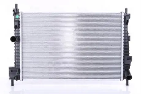 Радиатор охлаждения NISSENS 68523