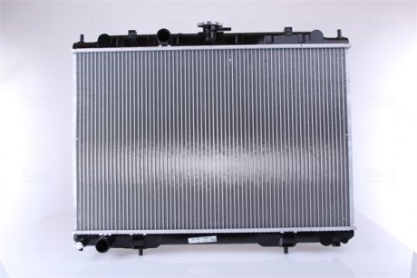 Водяний радіатор 2.0, 2.5 NISSENS 68705A (фото 1)