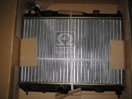 Радиатор системы охлаждения NISSENS 69235 (фото 1)