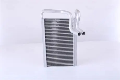 Радиатор NISSENS 77635