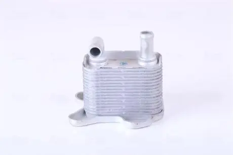 Масляний теплообмінник NISSENS 90825