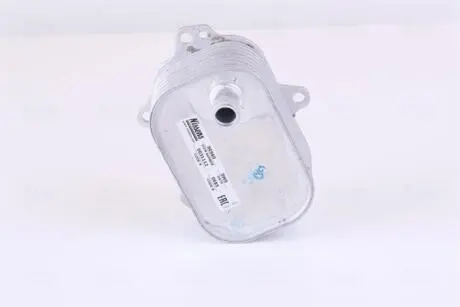 Радіатор оливний NISSENS 90960