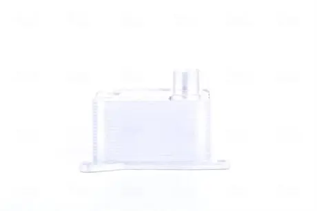 Радиатор масляный NISSENS 90994