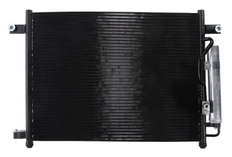Радиатор охлаждения NISSENS 94640
