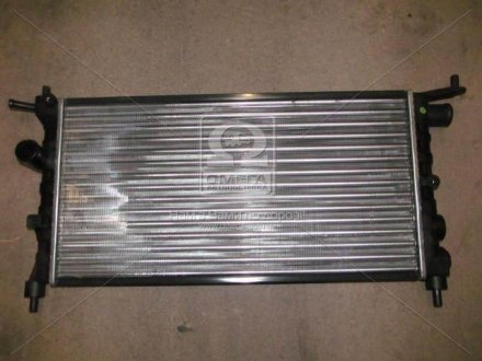 Радиатор системы охлаждения двигателя NRF 50551 (фото 1)
