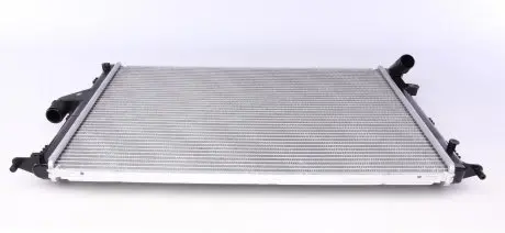 Радиатор системы охлаждения двигателя NRF 53118