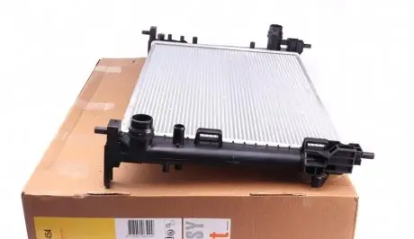 Радіатор системи охолодження двигуна NRF 53454