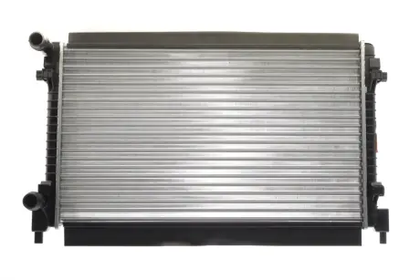 Радиатор охлаждения двигателя NRF 550326