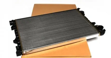 Радиатор системы охлаждения двигателя NRF 58993