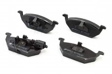 Колодки тормозные, передние (с датчиком) REMSA 0633.41