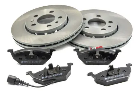 Комплект тормозных дисков и колодок передних (256x22) REMSA 8633.09