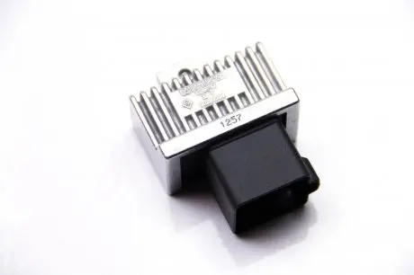 Реле свечей накала, 1.9dci /kangoo1.5dci RENAULT 77 00 115 078