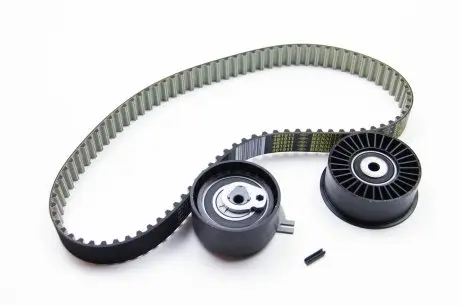 Комплект ГРМ (ремень ГРМ + ролик) RENAULT 7701477380