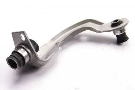 Кронштейн переднего подрамника RENAULT 8200361269